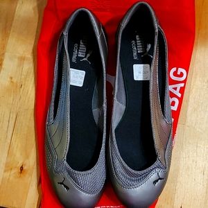 NWOT Puma Spot Lifestyle flats.